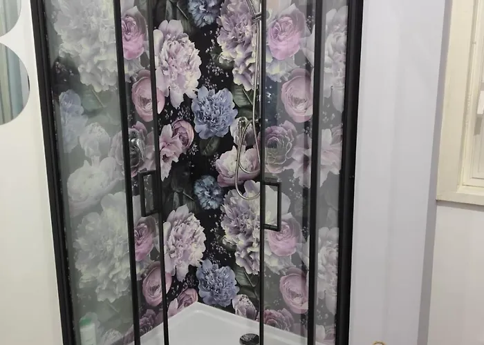 贝尔维德勒公寓 *